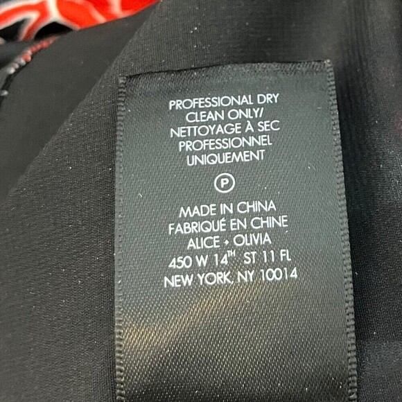 Welcome to my closet! - Picture 11 of 11